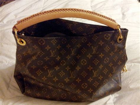 louis vuitton artsy mm replica vs real|how to check if louis vuitton is real.